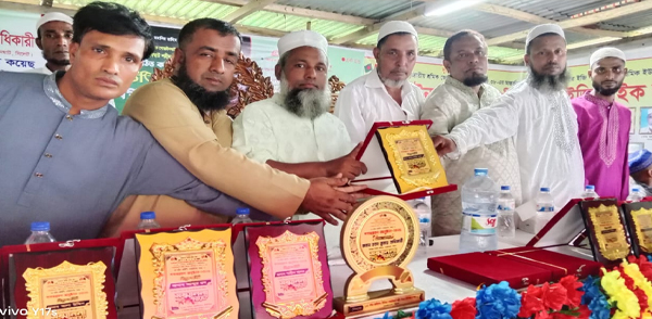 গোয়াইনঘাটে ইজি বাইক মিশুক শ্রমিক ইউনিয়নের পরিচিতি সভা ও শপথ গ্রহণ অনুষ্ঠিত